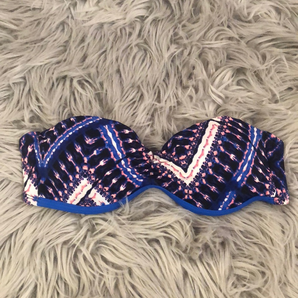 NWOT Hurley bikini top